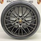 Porsche Cayenne (E3) 22inch RS Spyder Titanium met  banden, Auto-onderdelen, Banden en Velgen, Ophalen, Gebruikt, Banden en Velgen
