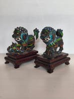 Honden van vuur - Zilver, Hout - China - Republieke periode