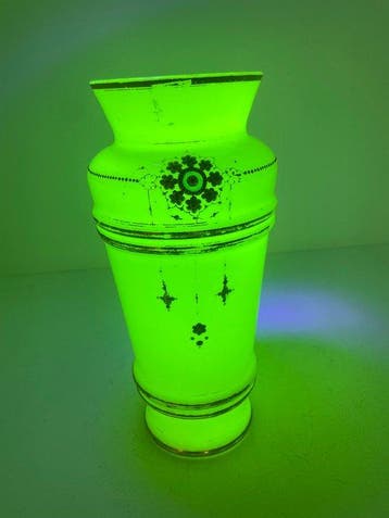 Vaas - Glas - Vaas Art Deco uranium, Antiquités & Art