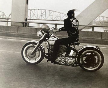 Danny Lyon. Magnum Photos & Zigy Kaluzny - Ohio Bridge, 1966