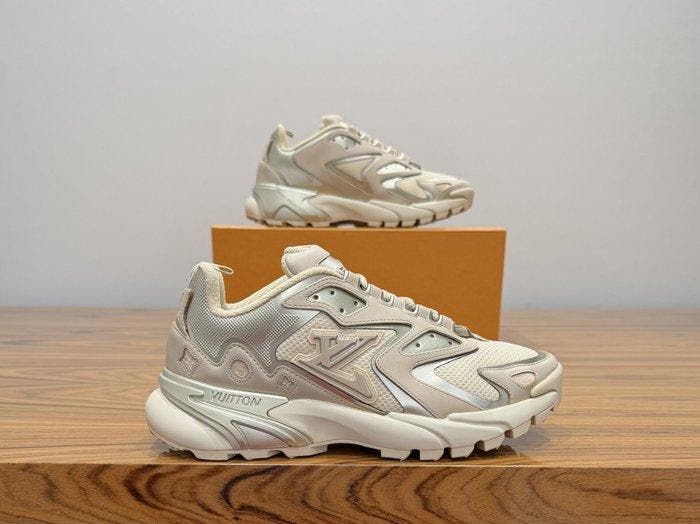 Louis Vuitton - LV Runner Tatic - Sneakers - Maat: EU 39, Vêtements | Hommes, Chaussures