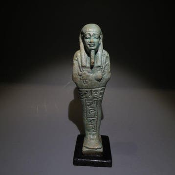 Oud-Egyptisch Faience Prachtige grote Shabti. 11,5 cm hoog.