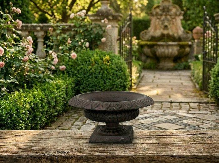 Bloempot (2) - Gietijzer - Franse vaas, Antiek en Kunst, Kunst | Designobjecten