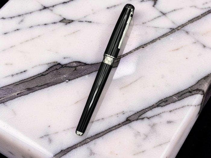 Leonardo Officina Italiana - Olympio - Zonder minimumprijs -, Collections, Stylos