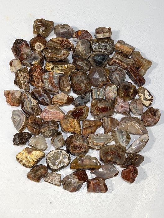 1,5 kg - Natuurlijk ruwe agaat uit Malawi – met bandvormige, Verzamelen, Mineralen en Fossielen