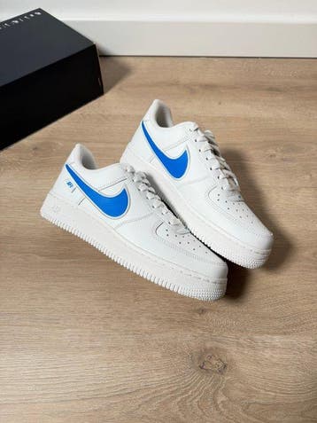 Nike - Sneakers - Maat: EU 37.5 - Nieuw met tags