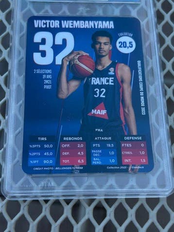 slam dec Viktor Wembanyama - 1 Graded card - MGC 8.5, Nieuw