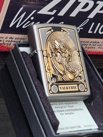 Zippo - Golden Valkyrie - Aansteker - Staal (roestvrij), Nieuw