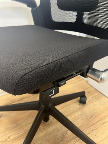 Refurbished Bureaustoel - Ahrend 2020 Verta Model - Zwart, Verzenden, Zwart, Zo goed als nieuw, Bureaustoel