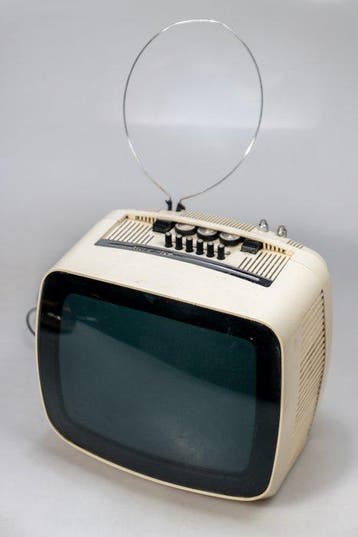 Televisie - Indesit T12SI