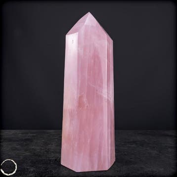 Natuurlijk rozenkwarts obelisk – Zachte harmonie in een