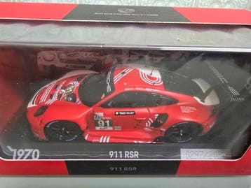 Spark 1:43 - Model raceauto - Porsche 911 991 RSR 24 Hours