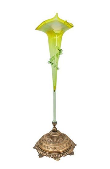 Murano - Tulipier XlX ème en verre opalescent - Epergne -, Antiquités & Art