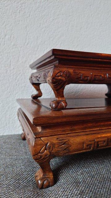 Bonsaï japonais avec socle et plateau pour suiseki. - Bois