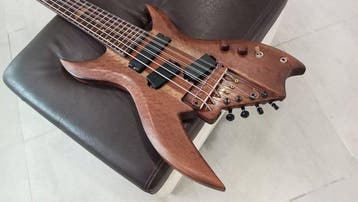 Fberma - Bich - - Elektrische basgitaar - Colombia - 2024, Muziek en Instrumenten, Nieuw