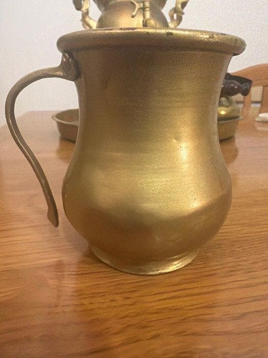 Traditioneel samovarservies met theepot, kop en schaal. -, Antiek en Kunst, Curiosa en Brocante