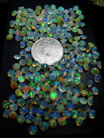 Gefacetteerde 5 mm Ethiopische opaal Ronde edelsteen -, Verzamelen