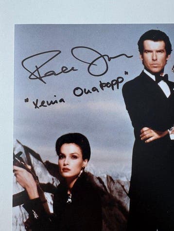 James Bond 007: GoldenEye, Double signed Izabella Scorupco, Nieuw