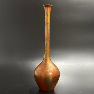 Vaas - Brons, Dieproode tot grijsgemarmerde patina,