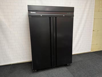Inomak Black Edition dubbeldeurs rvs koelkast 2/1 GN, Ophalen of Verzenden, Nieuw zonder verpakking, Koelen en Vriezen