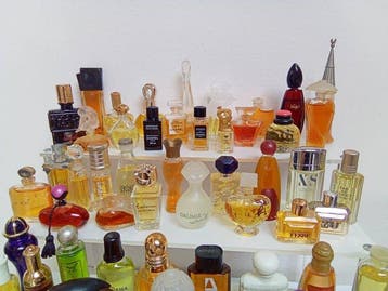 Themacollectie - Chanel, Lalique, Hermes, Yves Saint
