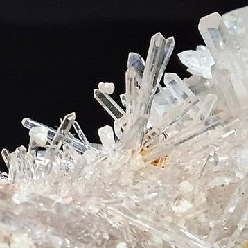 kleurloos kwarts Kristallen op matrix - Hoogte: 4.5 cm -, Verzamelen