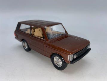 Solido 1:43 - Modelauto (8) - Britse iconen door de eeuwen