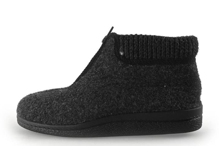 Nelson Pantoffels in maat 39 Zwart, Kleding | Dames, Schoenen, Zwart, Zo goed als nieuw, Pantoffels of Sloffen, Verzenden
