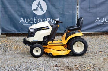 Veiling: Zitmaaier Cub Cadet GT 1224 Benzine 2010, Ophalen, Nieuw