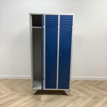 Garderobe/lockerkast 3 deurs, met hang en leg (hxbxd), Huis en Inrichting, Kasten | Overige, Gebruikt