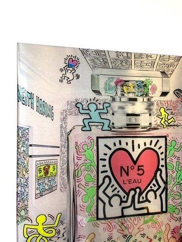 Van Apple - Chanel No5 Coco Haring