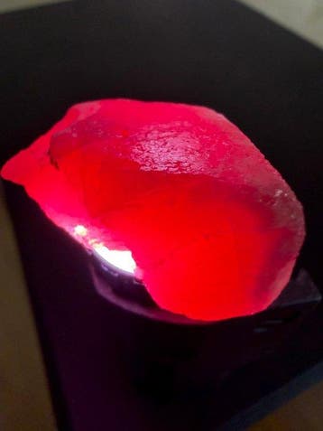 Rubis Éblouissant rubis pur couleur sang de pigeon ! 86,50