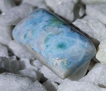 Cabochon Larimar van hoge kwaliteit-AAA ruw- Geen