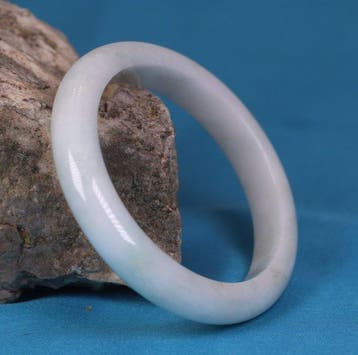 Jade Jadeite et agate - Bracelet - taillé d’un seul morceau-, Antiek en Kunst