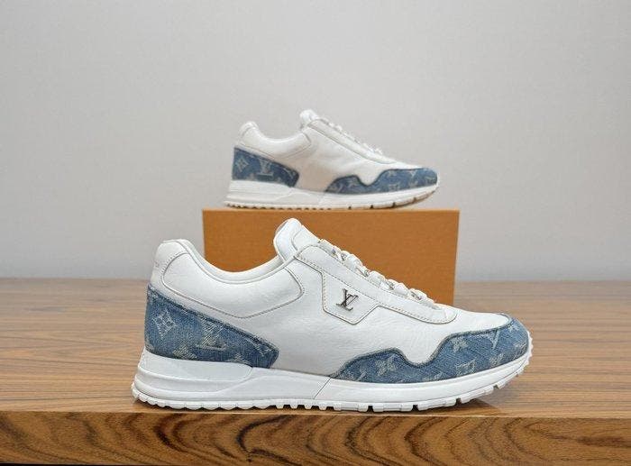 Louis Vuitton - Run Away White / Blue Monogram Denim -, Vêtements | Hommes, Chaussures