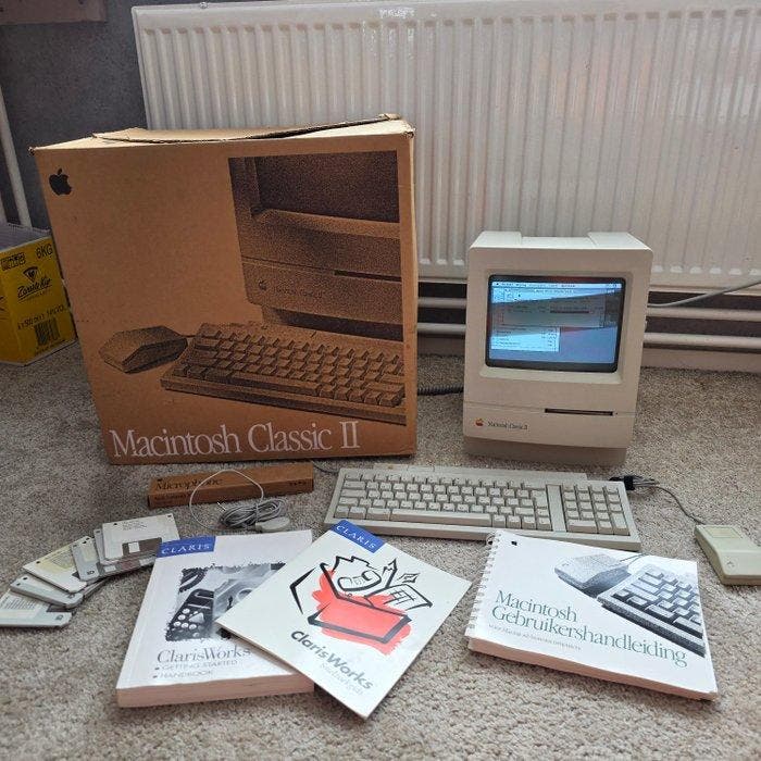 Apple Macintosh Classic II – Fully Recapped & Pristine –, Games en Spelcomputers, Spelcomputers | Overige Accessoires