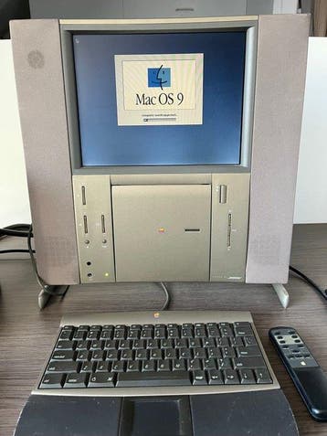 Apple 20th Anniversary Macintosh - Computer