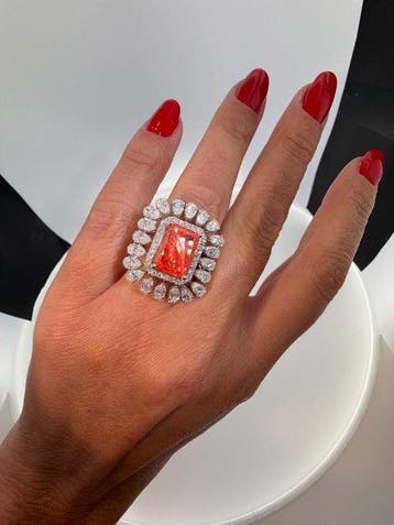 Ring - 14 karaat Witgoud - 10.34ct. tw. Rood Diamant (Fancy