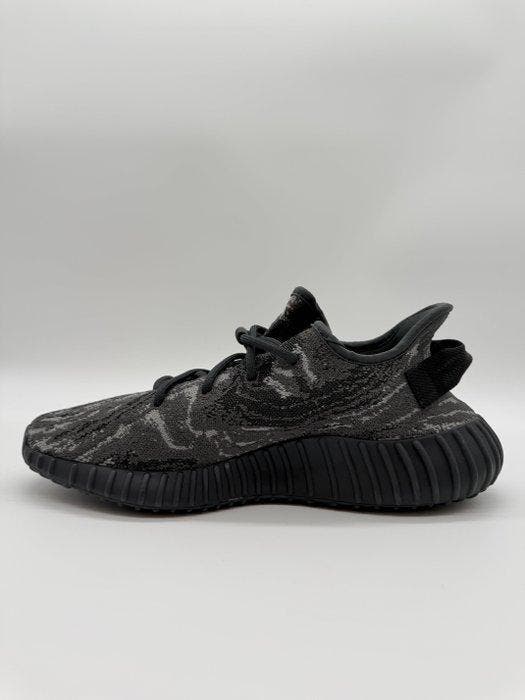 Yeezy X Adidas - Yeezy Boost 350 V2 Dark Salt - Sneakers -, Kleding | Heren, Schoenen
