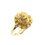 Antiek gouden ring van een mutsenbel., Gebruikt, Overige kleuren, Ophalen of Verzenden, 17 tot 18