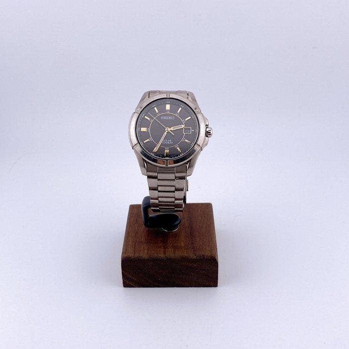 Seiko - Solar Titanium - Sans prix de réserve - V145-0AX0 -, Bijoux, Sacs & Beauté, Montres | Anciennes | Antiquités