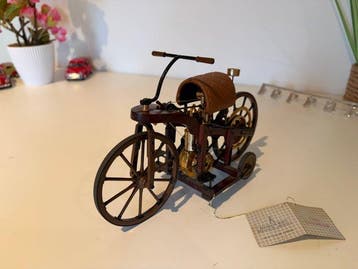 Franklin Mint 1:8 - Voiture miniature - Daimler Reitwagen