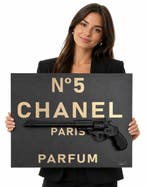 Daluxe Art - 1999 • Chanel No.5 Gun
