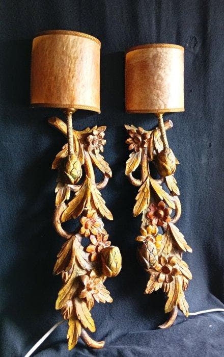 Wandlamp - handgesneden, gepolychromeerd hout - Hout - Paar, Antiek en Kunst, Curiosa en Brocante