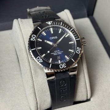 Oris - Aquis Date - Automatic - Zonder minimumprijs - 01 733