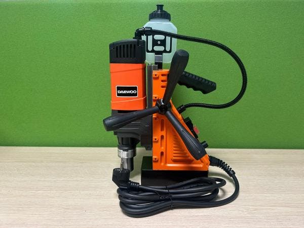 Veiling - Daewoo kernboormachine magnetisch DAMCD1600, Bricolage & Construction, Outillage | Foreuses