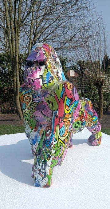 Sculpture, grafitti gorilla - 49 cm - plastique MgO