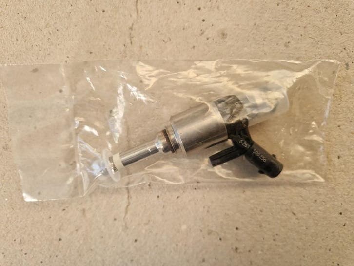 Injector 2.0 TFSI VAG Origineel NIEUW 06G906036 (Onderdelen), Auto-onderdelen, Overige Auto-onderdelen, Nieuw, Verzenden