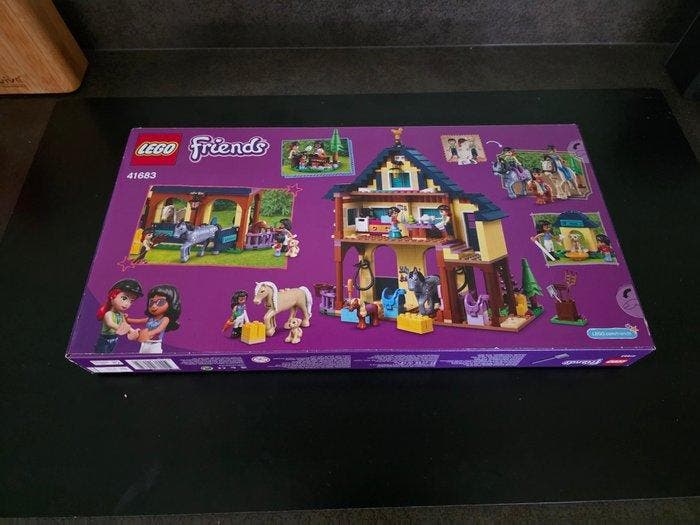 Lego Set - 41683 - Friends - Paardrijbasis in het bos, Enfants & Bébés, Jouets | Duplo & Lego