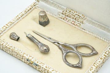 Scissors Thimble - Vingerhoed Art Nouveau